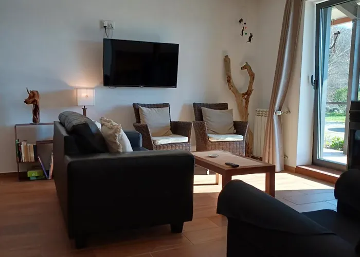 Oficina Do Joe , Gitte * Outeiro (Tras-Os-Montes)